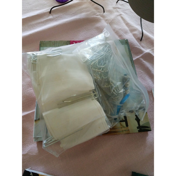 Romantic Window Style - Picture 2 of 4